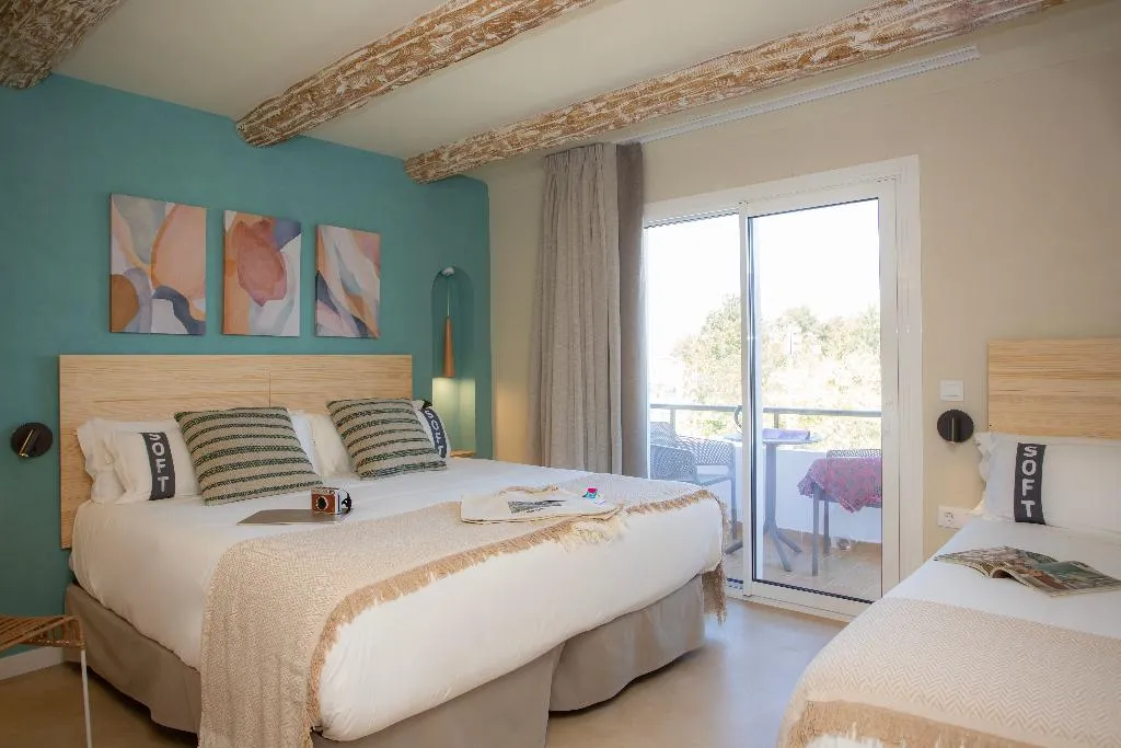 Double or Twin STANDARD Room, Casual Bahia Ibiza, Ibiza
