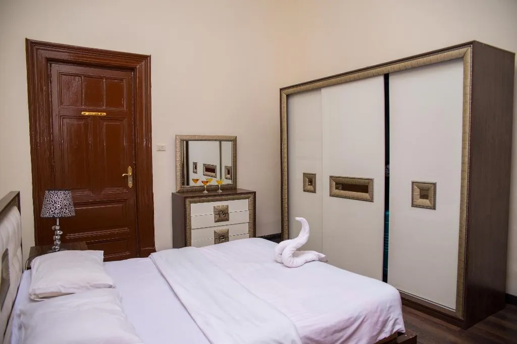 Room, Grand Royal Cairo, Cairo