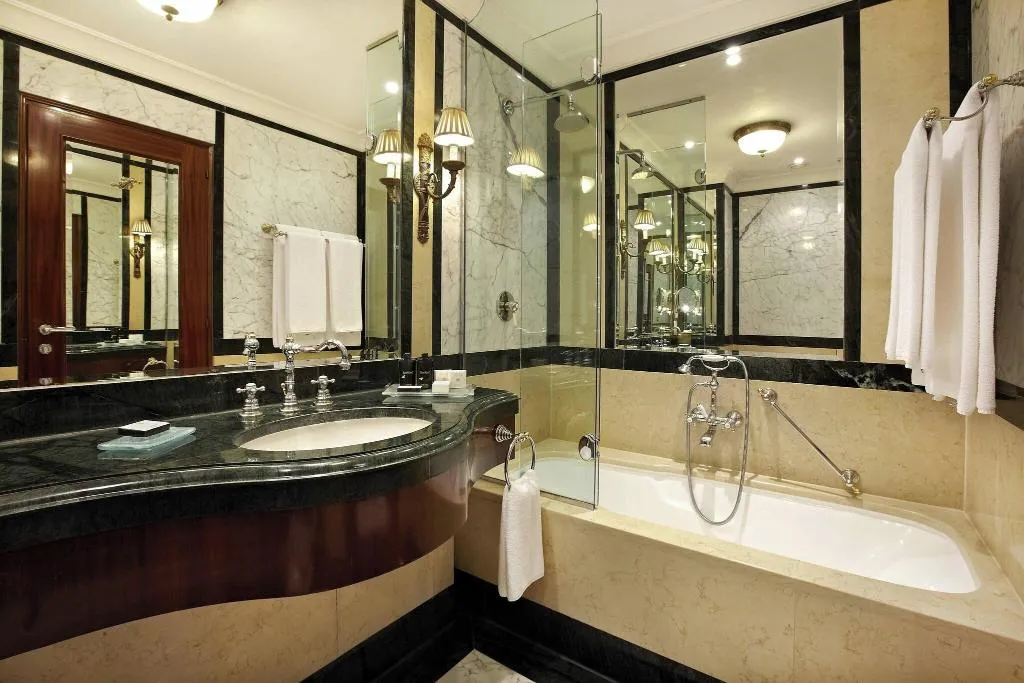 DOUBLE DELUXE Room, Grande Bretagne, A Luxury Collection Hotel, Athens