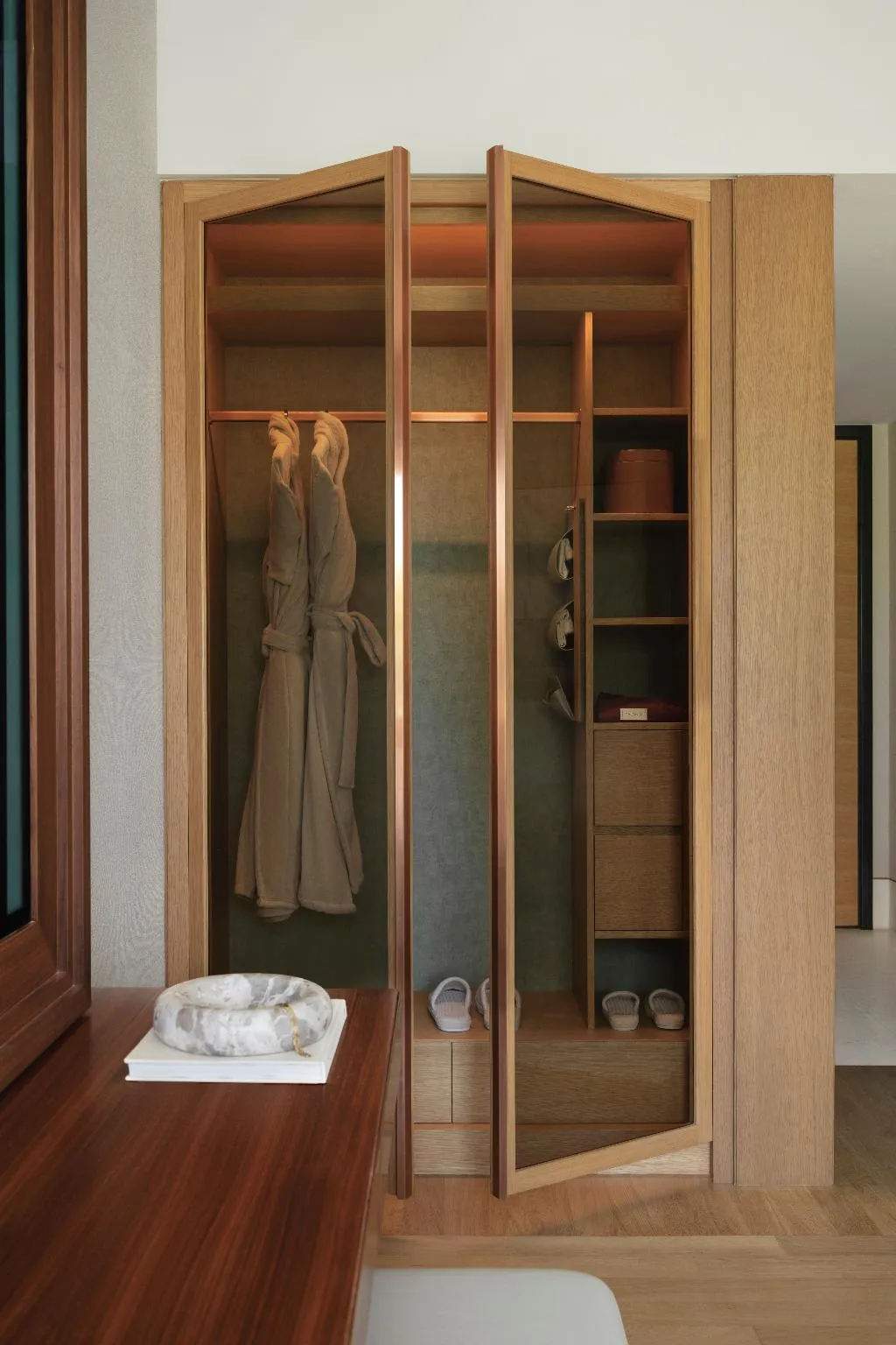 DOUBLE GUEST ROOM RESORT VIEW Room, Delano Dubai, Dubai