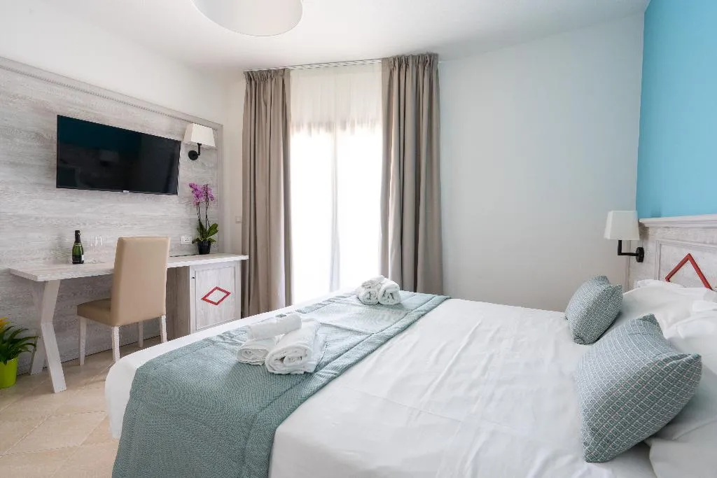 DOUBLE CAPACITY 2 Room, Red Sun Village, Alghero