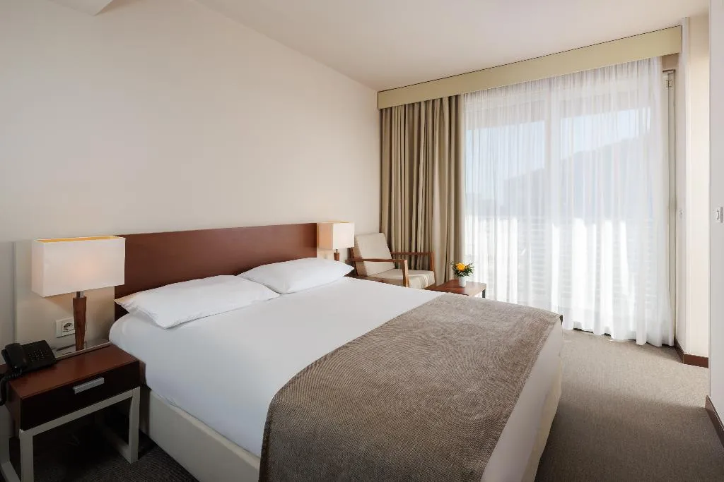 DOUBLE WITH BALCONY Room, Hotel Albatros Plava Laguna, Istria