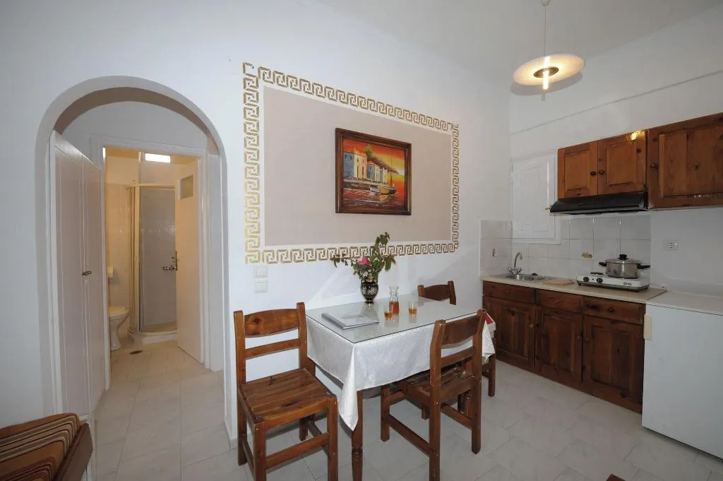 Room, Orfeas Apartments, Santorini