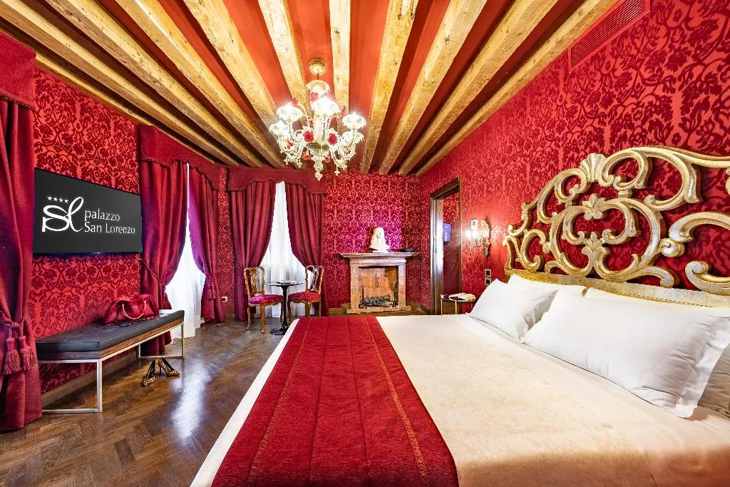 JUNIOR SUITE CANAL VIEW Room, Palazzo San Lorenzo, Venice