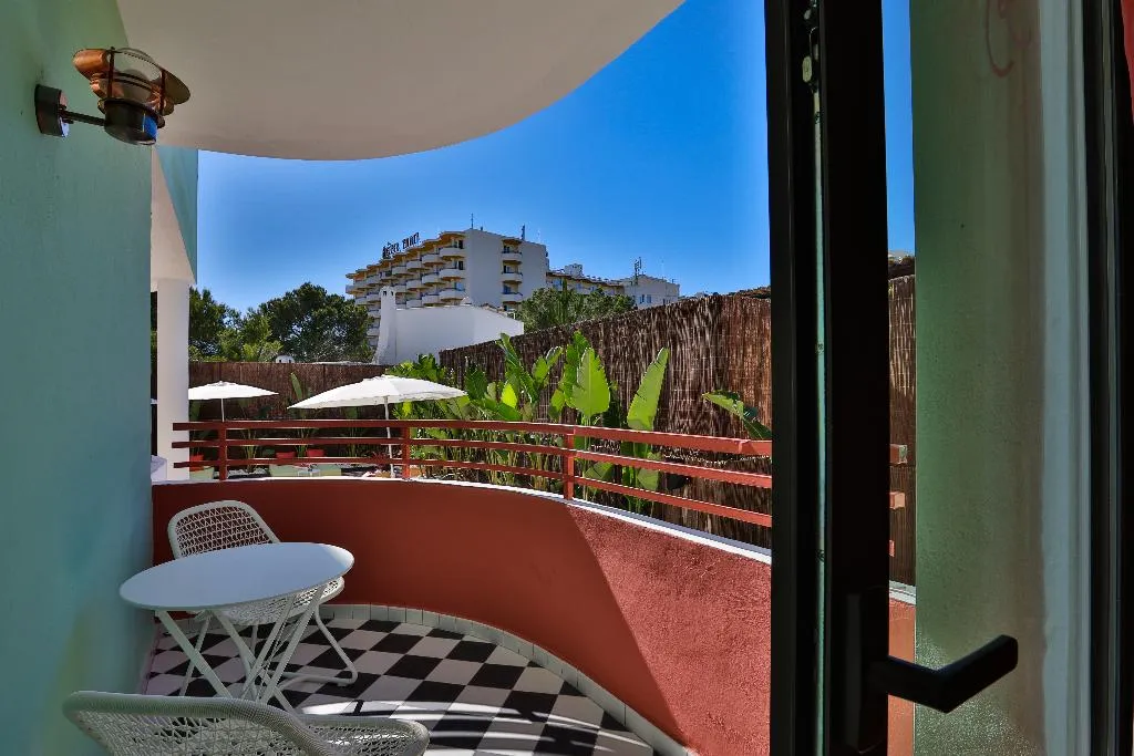 SUITE CAPACITY 4 Room, Cubanito Ibiza, Ibiza