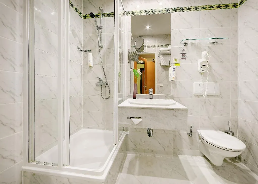 Room, Ametyst, Prague