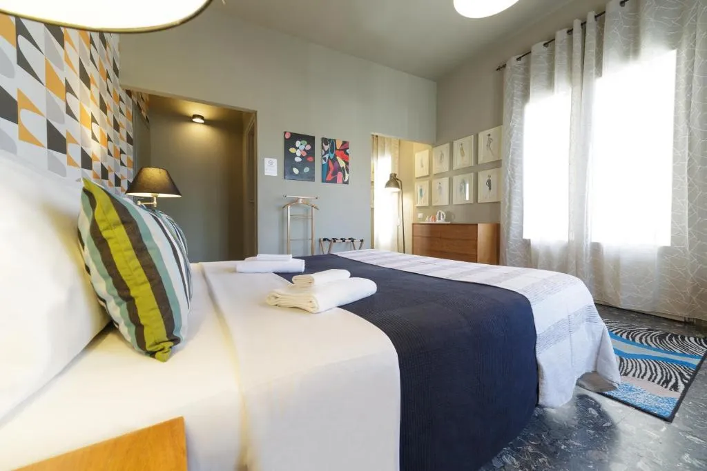 SUITE CLASSIC WITH BALCONY Room, Budget Rooms Cagliari, Cagliari