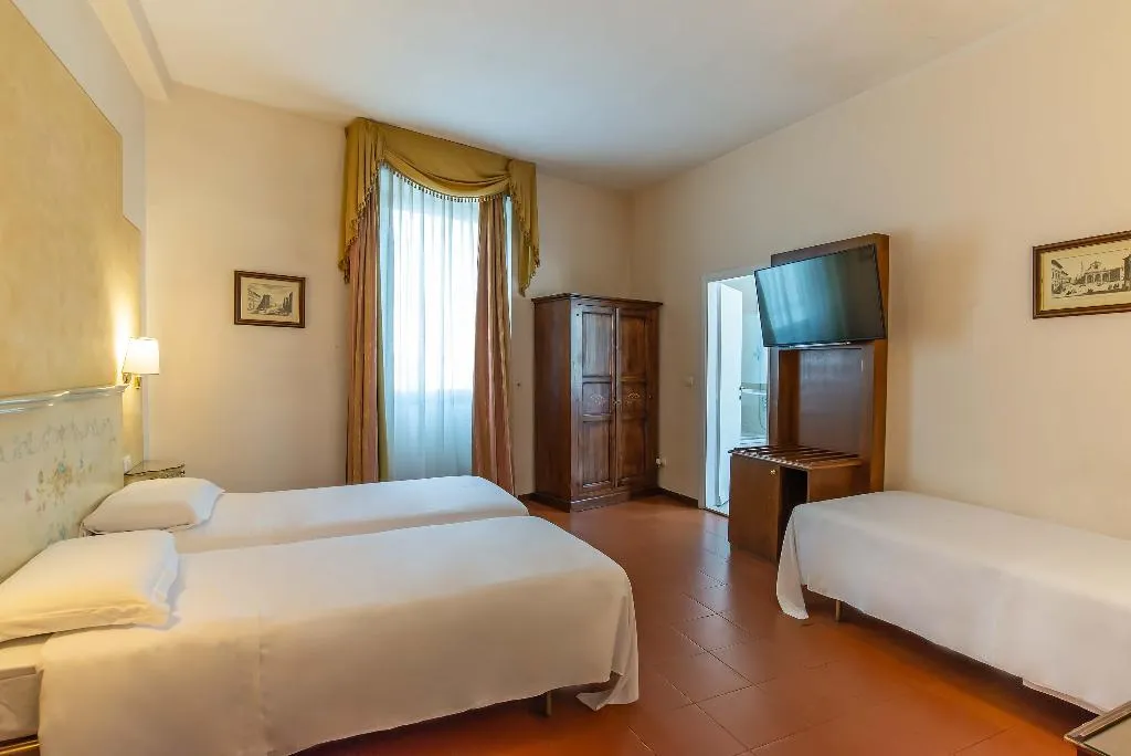 TRIPLE STANDARD Room, Machiavelli Palace, Florence