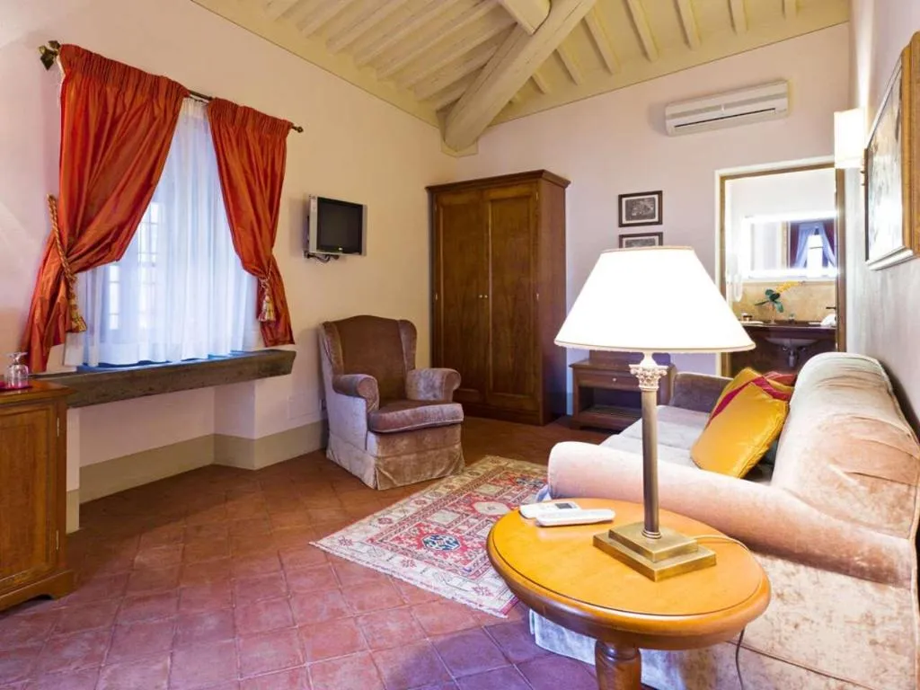 Room, Palazzo San Niccolo, Florence