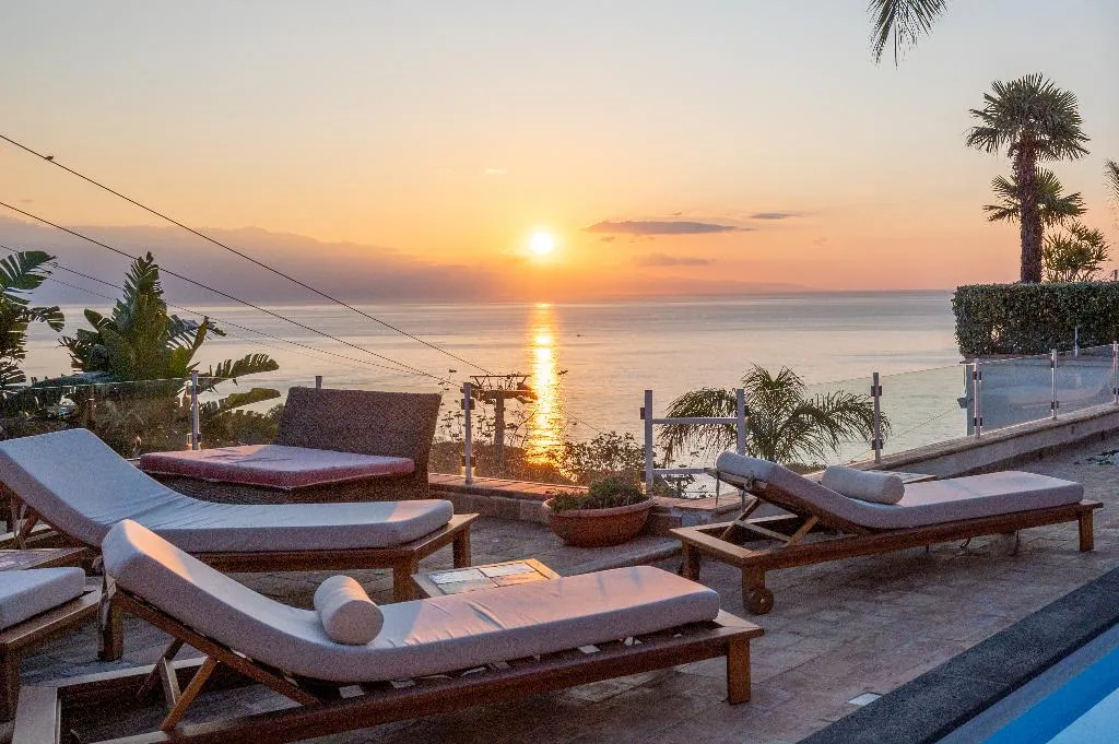 APARTMENT WITH TERRACE Room, Villa Zagara Garden, Taormina