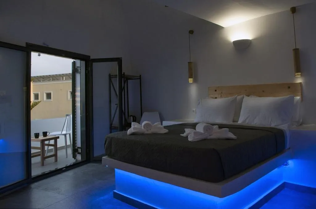 Room, Sun Springs, Santorini