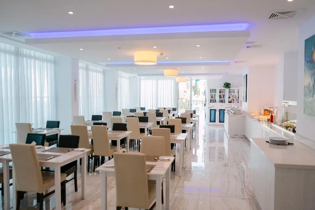 Restaurant, Gaia Sun N Blue Hotel, Cyprus