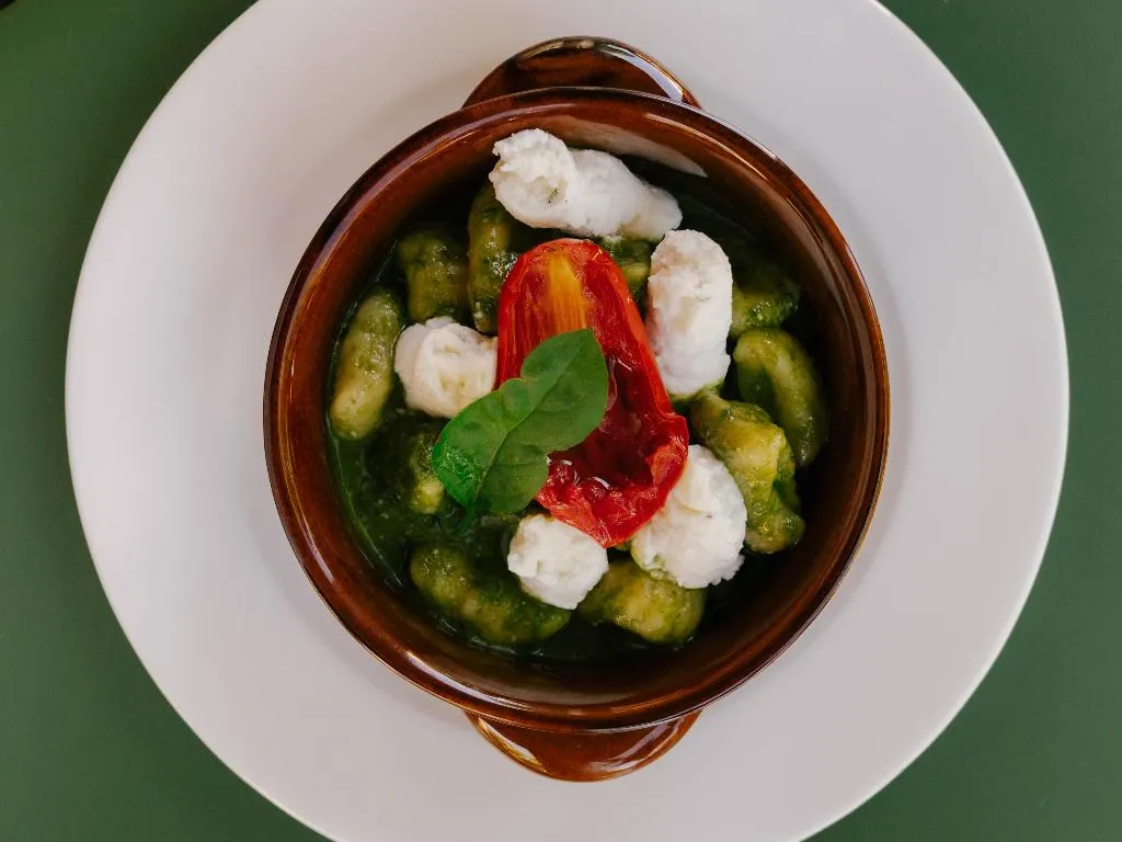 Restaurant, Unconventional Sorrento Coast, Naples