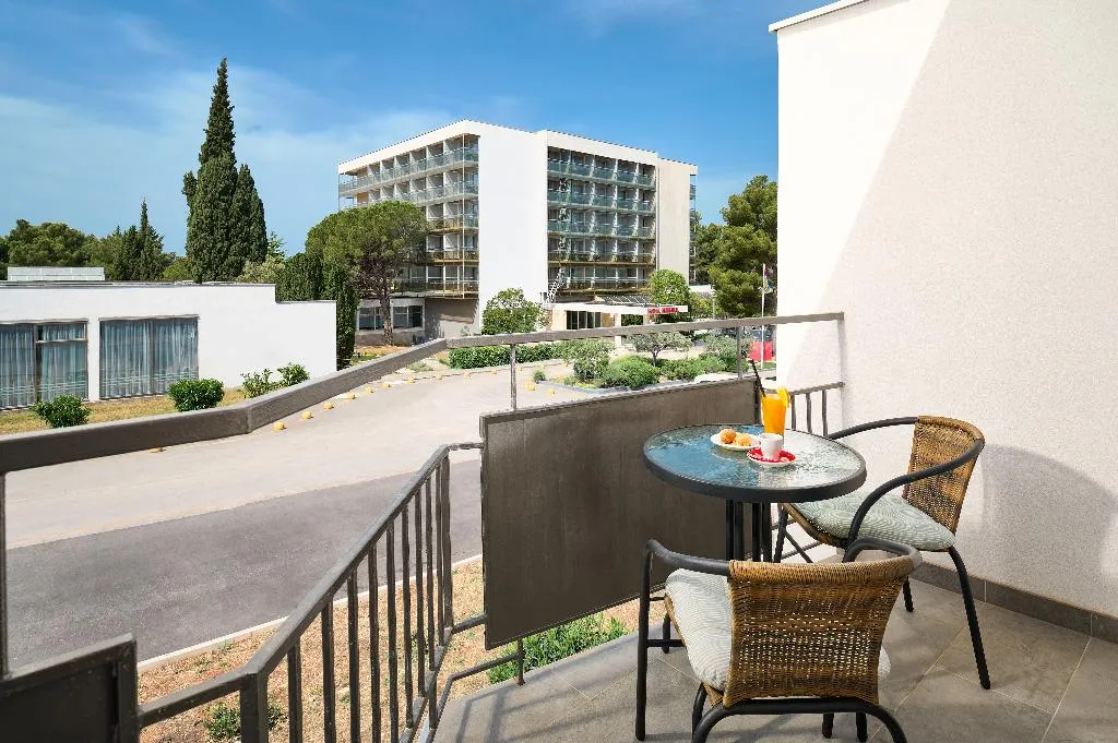 Double or Twin STANDARD Room, Imperial Hotel, Split