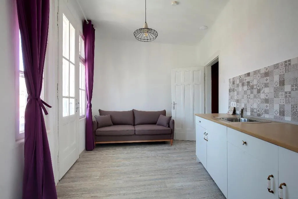 APARTMENT Presidential WITH VIEWS Room, M Hostel Musala, Varna