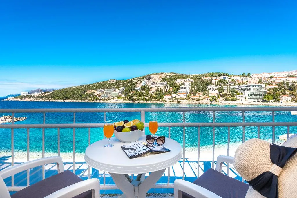 DOUBLE SEA VIEW WITH BALCONY Room, Vis, Dubrovnik