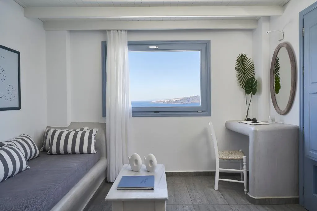 Room, Apanemo Hotel, Santorini