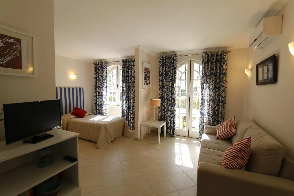 STUDIO STANDARD Room, Apartamentos The Old Village by Village 4u, Algarve