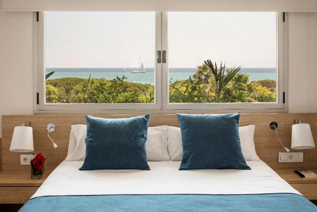 JUNIOR SUITE CAPACITY 3 Room, Aqua Hotel Onabrava & Spa****S, Costa Brava
