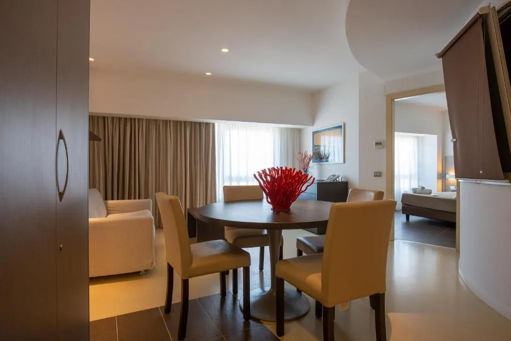 JUNIOR SUITE STANDARD Room, Poseidon, Naples