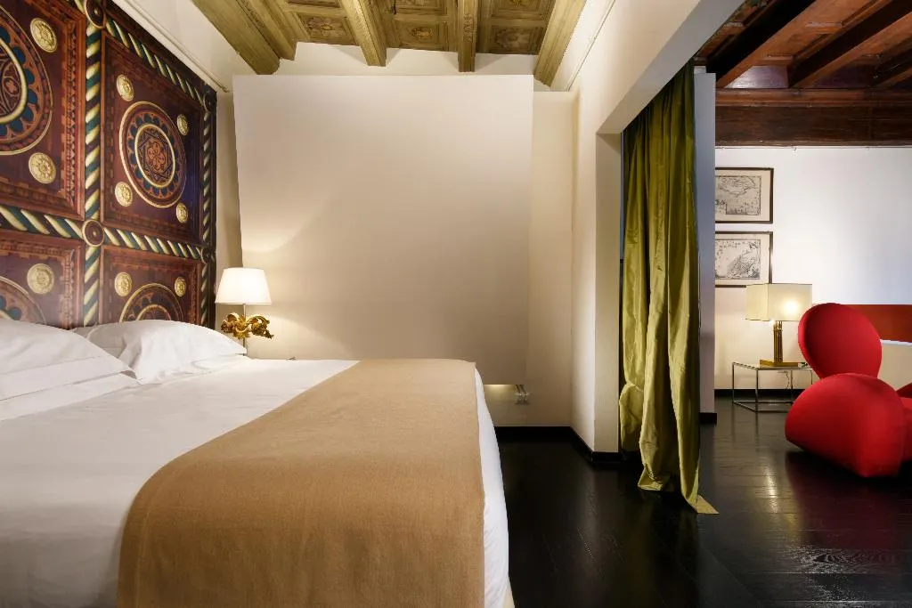 SUITE DELUXE RIVER VIEW Room, Leone Blu Suites | UNA Esperienze, Florence