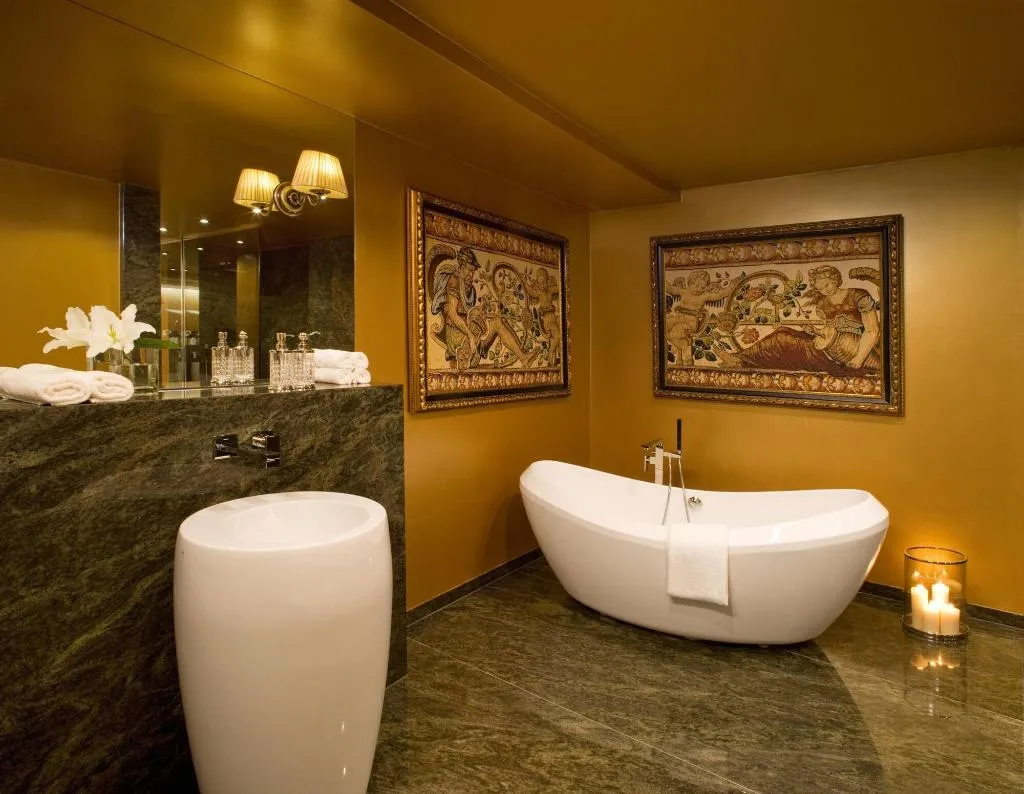 Room, Kanonicza 22, Krakow