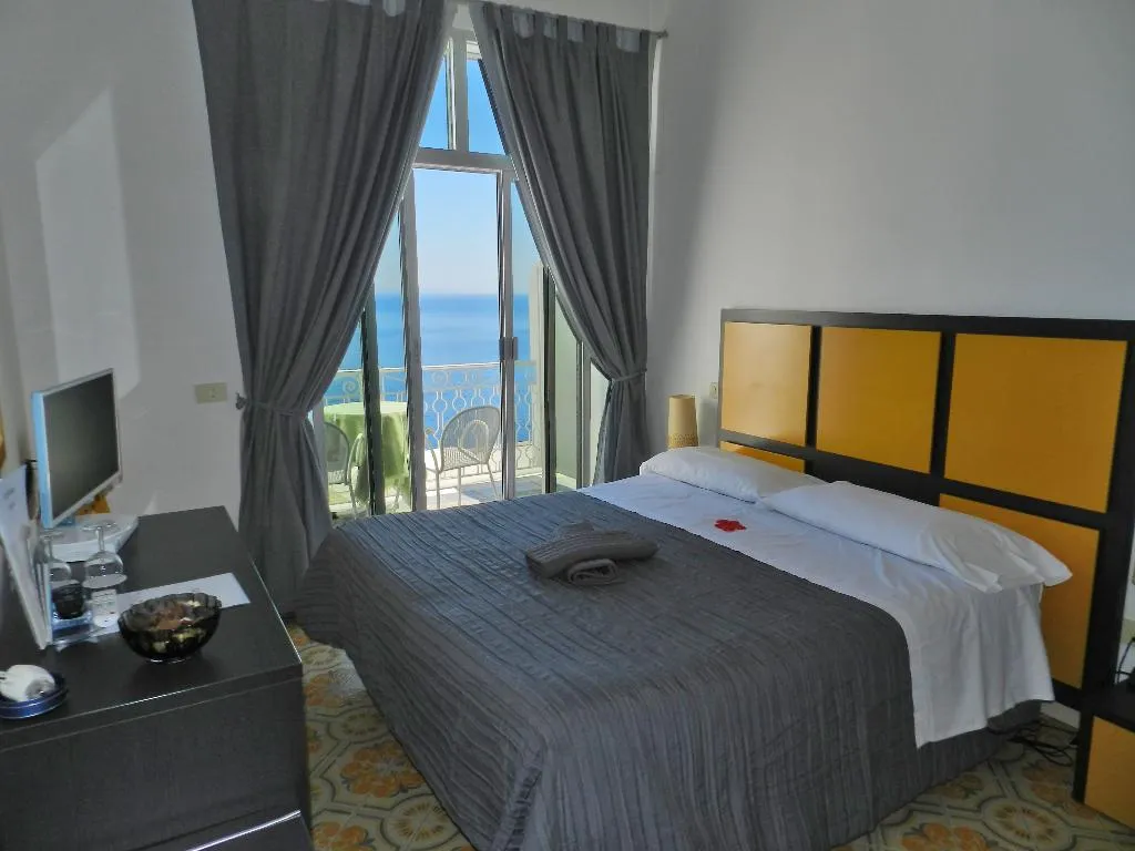 Double or Twin STANDARD Room, Holiday Hotel Praiano - Amalfi Coast, Naples