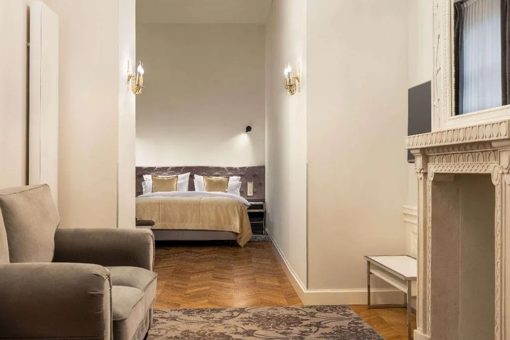 Room, Wyndham Grand Krakow Old Town, Krakow