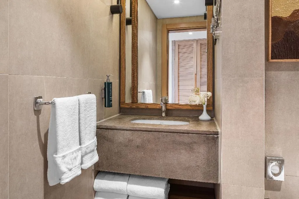 DOUBLE PREMIUM Room, DoubleTree by Hilton Sharm El Sheikh - Sharm Bay, Red Sea Riviera