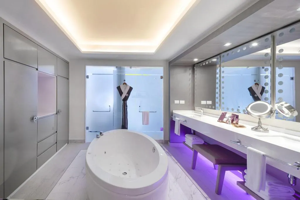 Room, Planet Hollywood Adult Scene - All-Inclusive Resor, Cancun Area