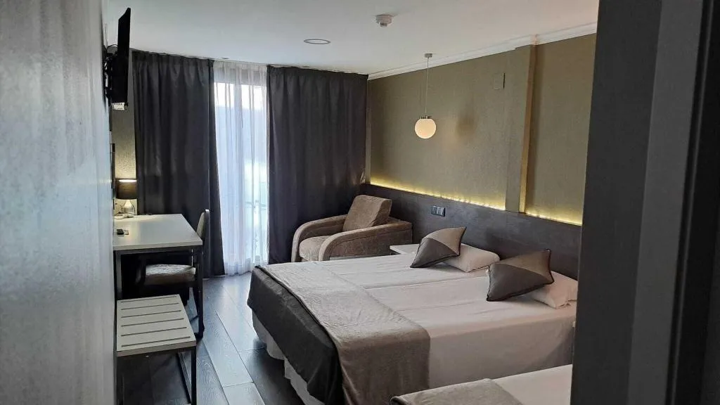 Room, Moderno, Barcelona