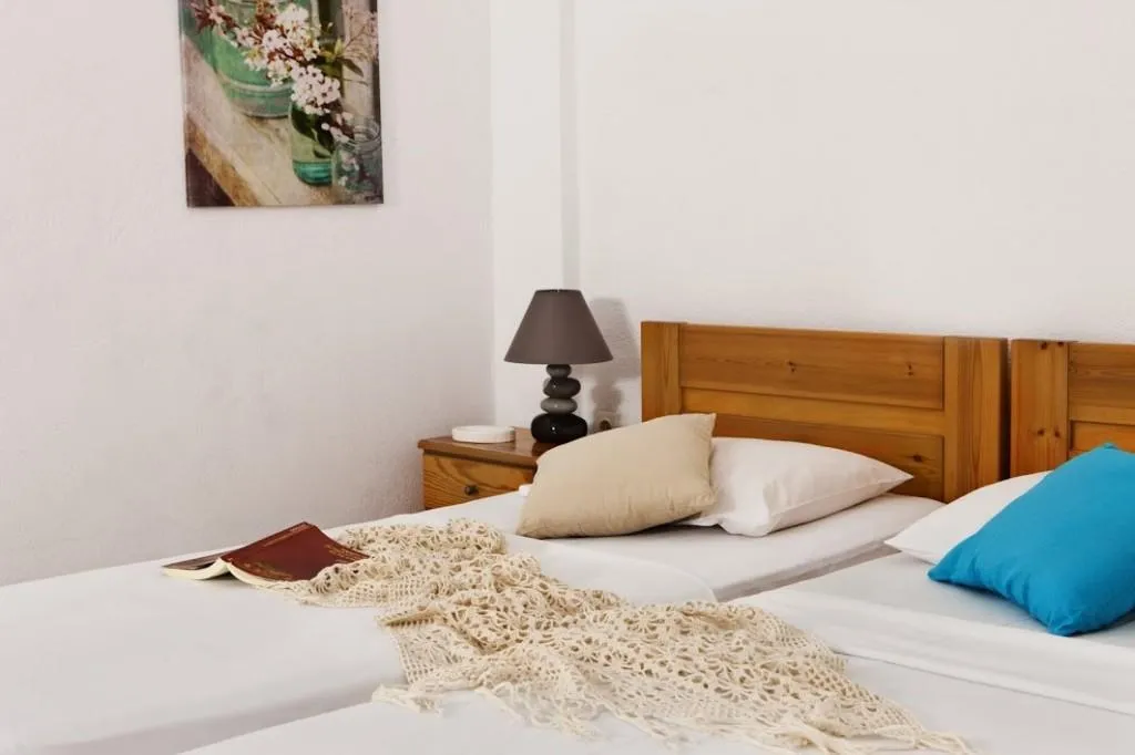 APARTMENT ONE BED Room, Montreal Hotel, Crete