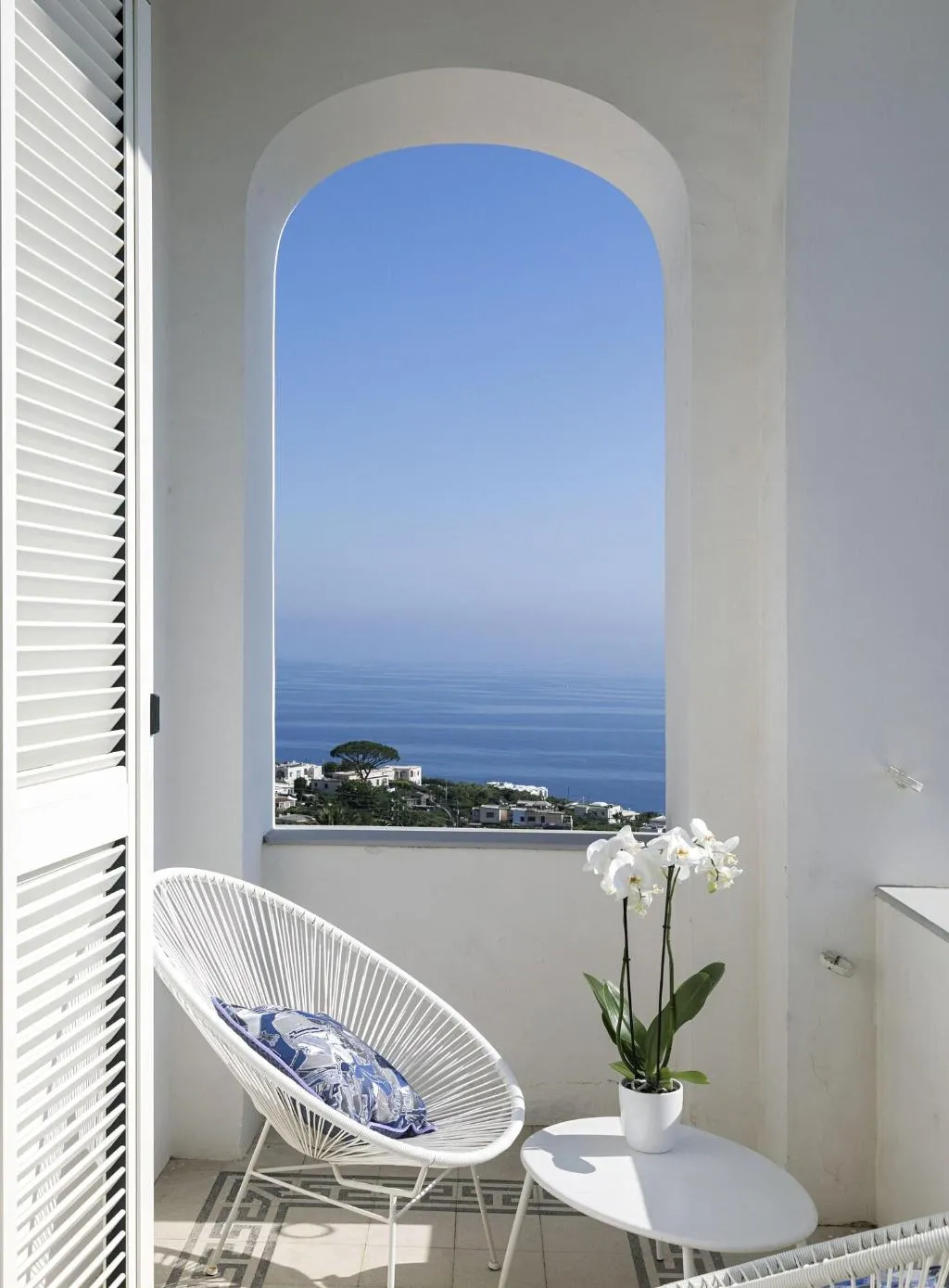 Terrace, Villa La Pergola Capri, Naples