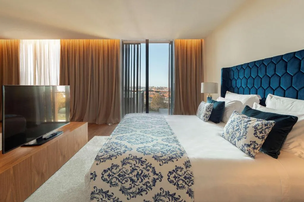 Room, Boeira Garden Hotel Porto Gaia, Curio Collection, Porto