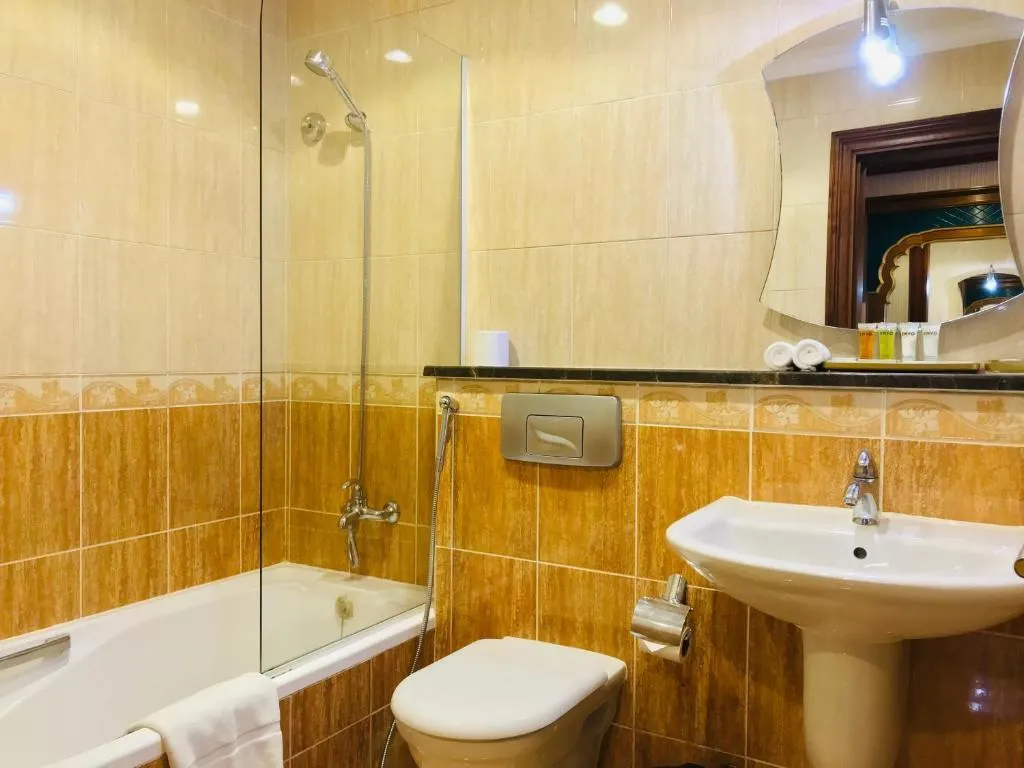 Double or Twin PREMIUM Room, Riviera Hotel Dubai, Dubai