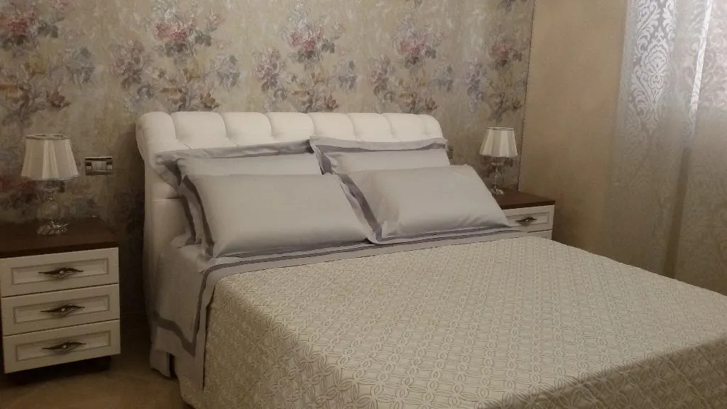 DOUBLE DELUXE Room, Daphnae House, Catania