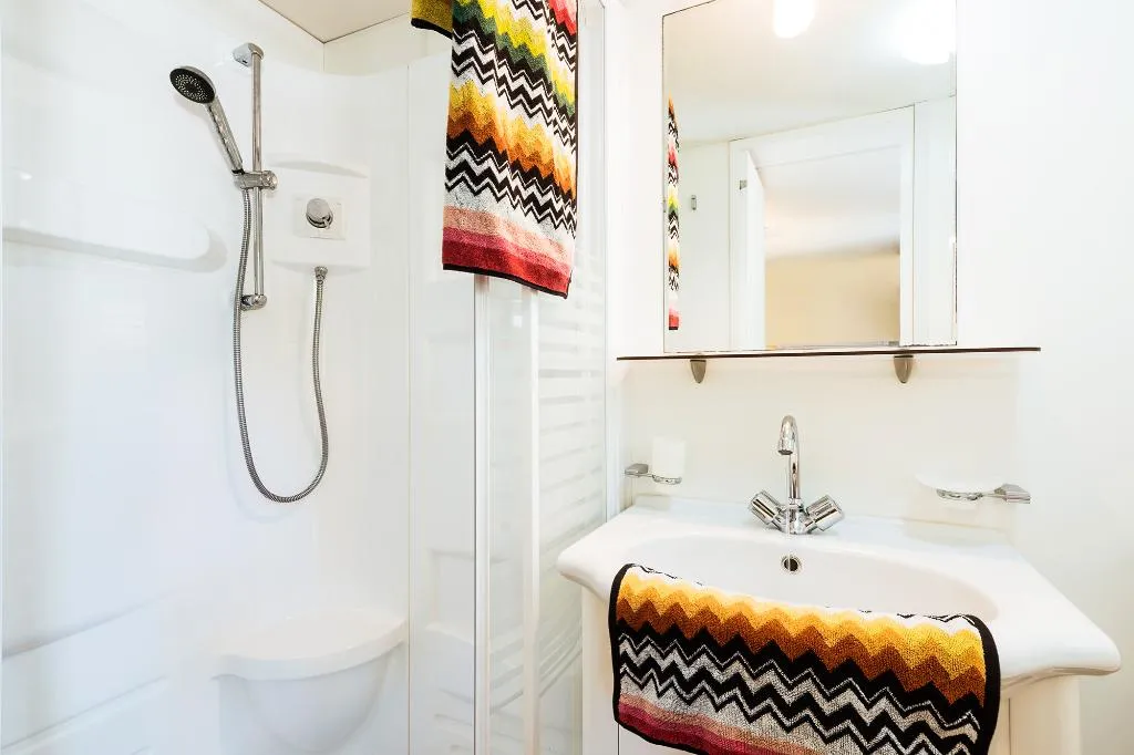 MOBILE HOME ONE BED Room, Camping Village Laguna Blu, Alghero