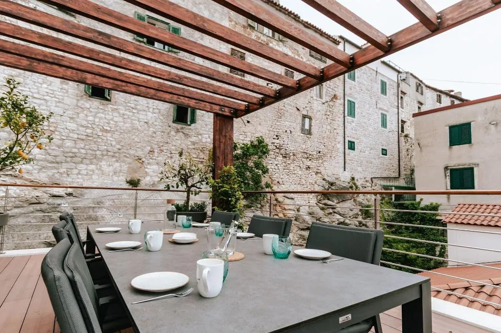 Room, Armerun Heritage Hotel & Residences, Split