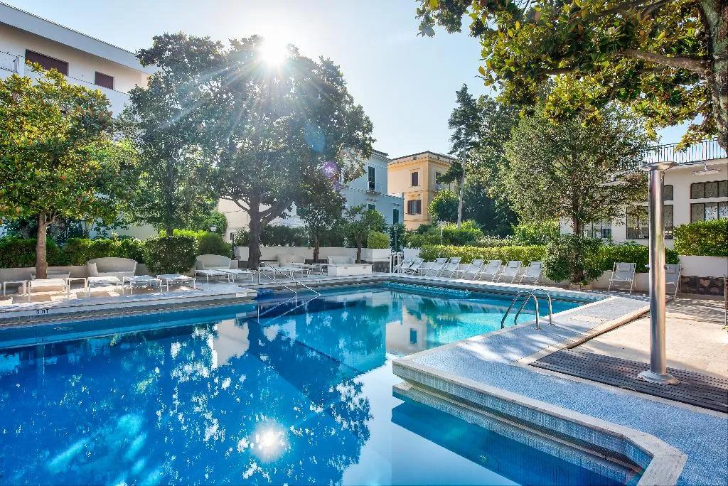 Pool, Majestic Palace, Naples