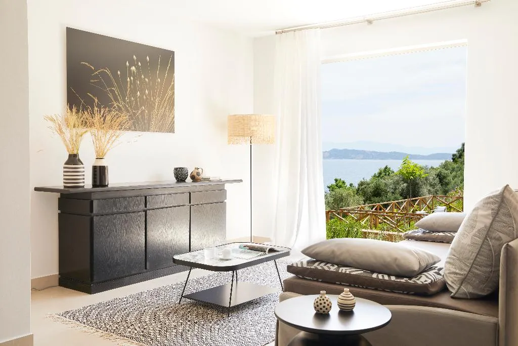 VILLA THREE BEDROOMS WITH PRIVATE POOL Room, Eagles Villas, Thessaloniki