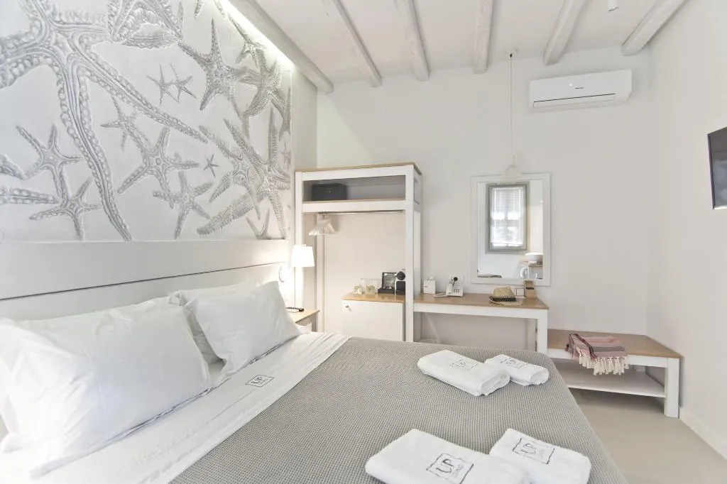 Room, Lindos Comfy Suites, Rhodes