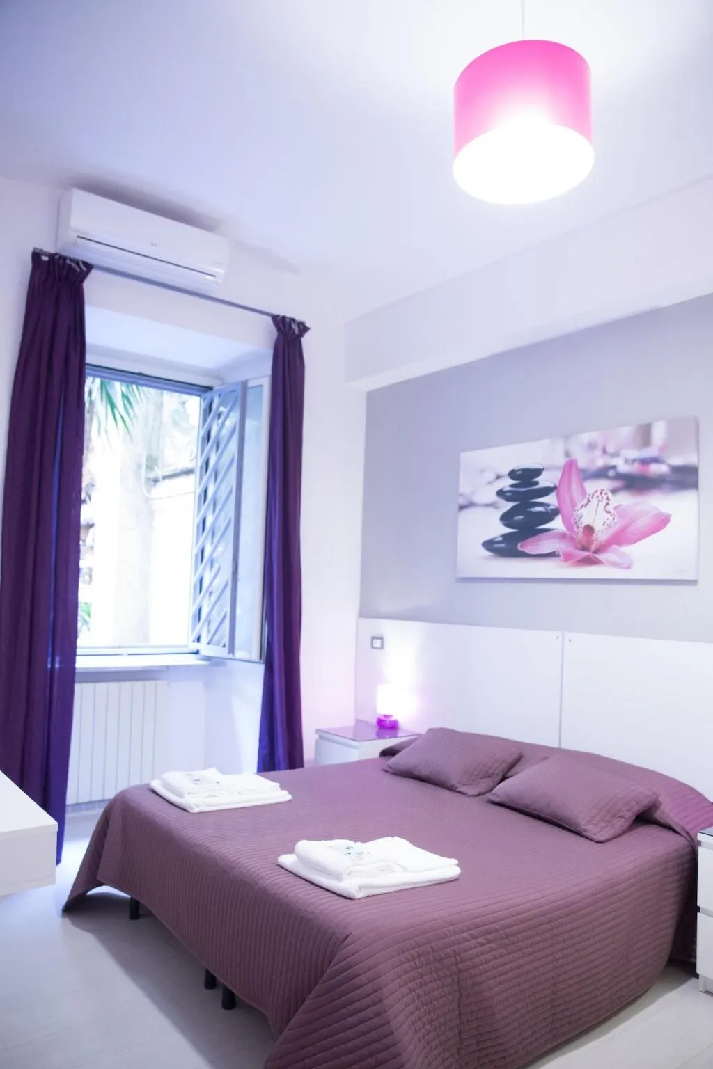 Room, B&B Oasi, Naples