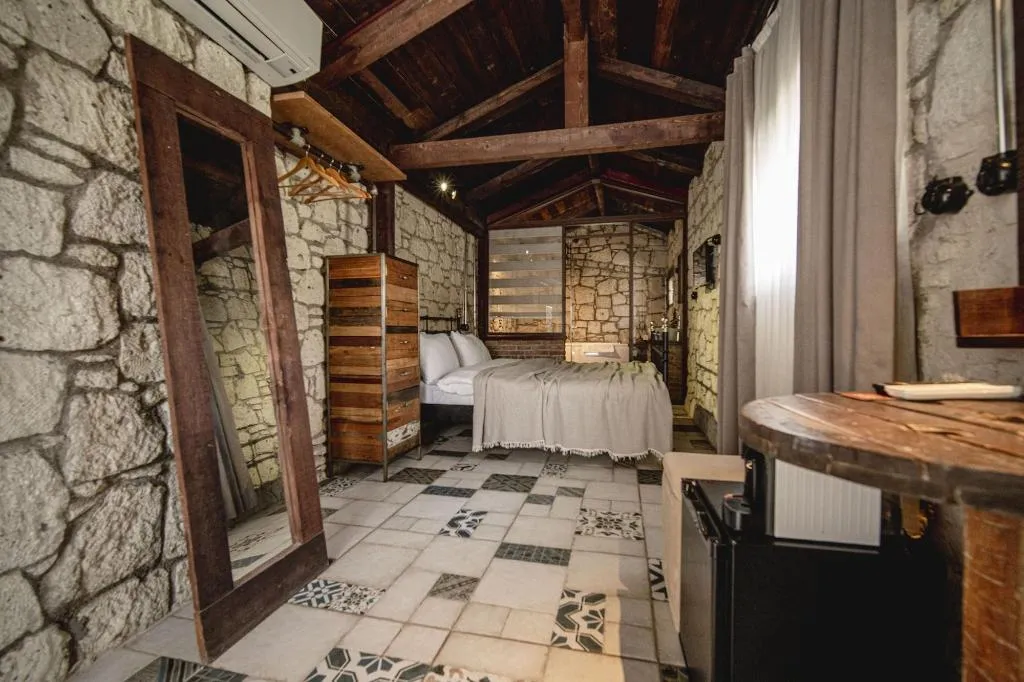 Room, Sandal Alaçatı, Izmir