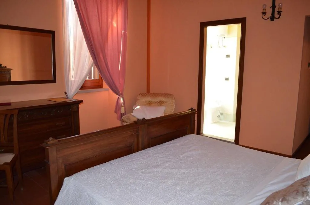 Room, Residenza d'Epoca Malatesta IV, Perugia