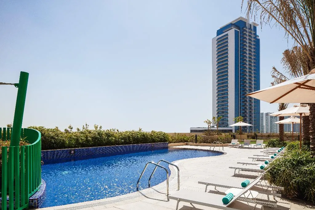 Pool, Holiday Inn Hotel & Suites Dubai Science Park, Dubai