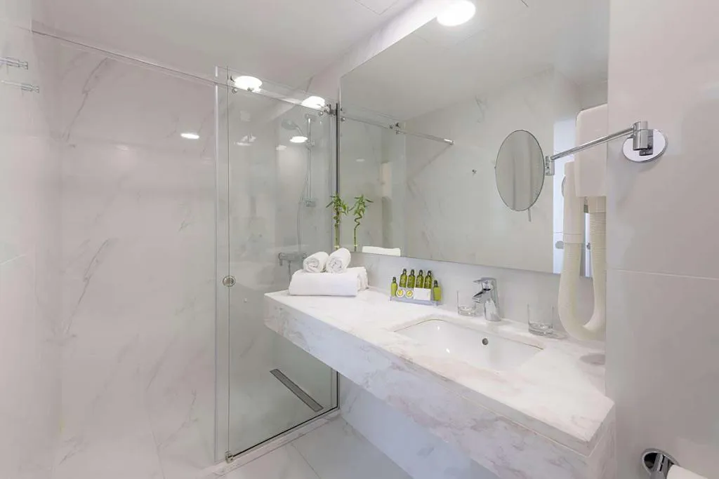 DOUBLE NON SMOKING Room, Dorian Inn Sure Hotel Collection by Best Western, Athens