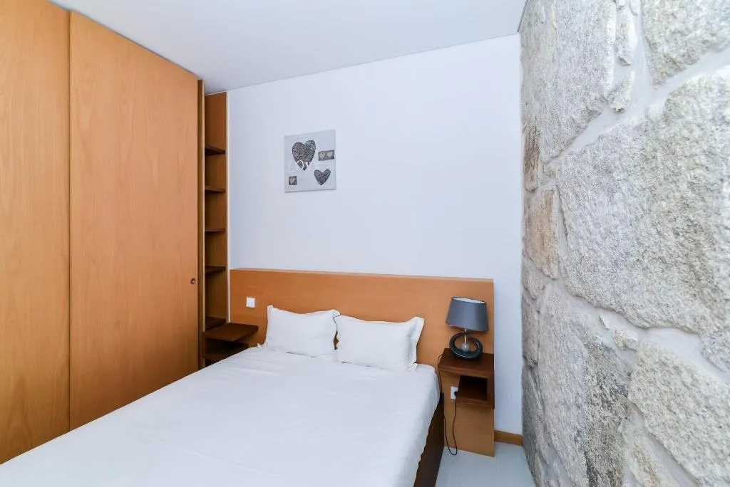 Room, Reis De Gaia, Porto