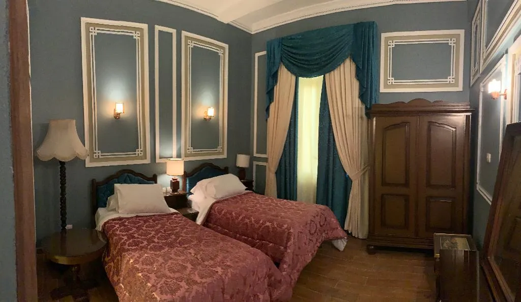 Room, Cosmopolitan Cairo Hotel, Cairo