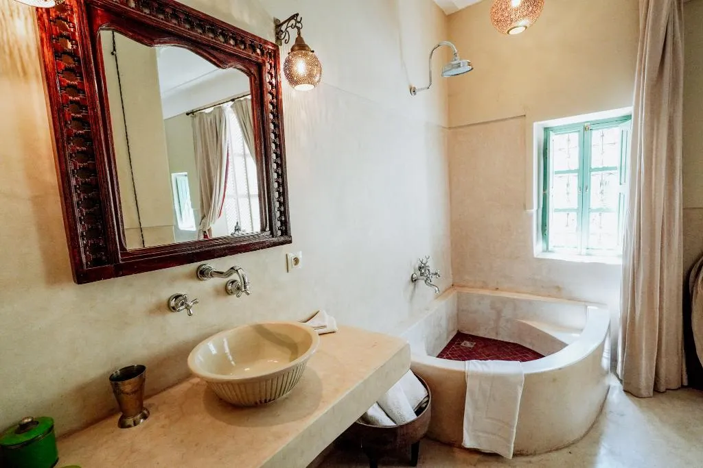 DOUBLE SINGLE USE ONE BEDROOM ONE BATHROOM Room, Riad Dar Ayur, Marrakech