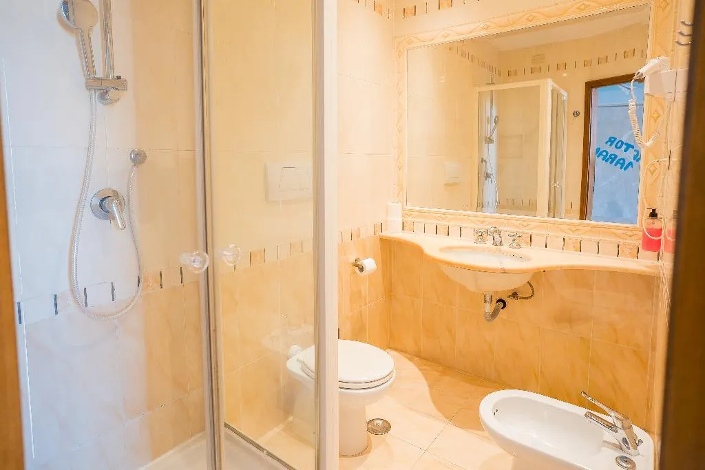 Bed in dormitory CAPACITY 3 Room, Ostello Bello Roma Colosseo, Rome